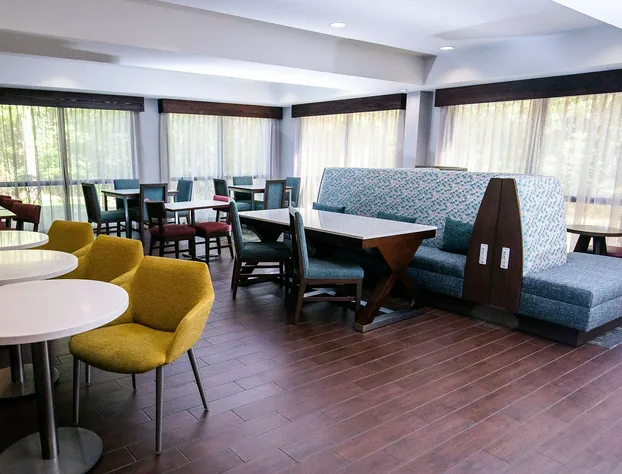 Hampton Inn Pickwick Dam-At Shiloh Falls hotel detail image 3