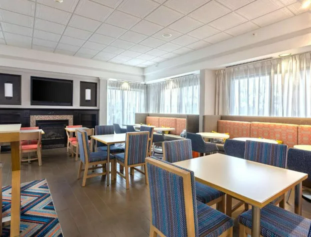 Hampton Inn Buffalo South/I-90 hotel detail image 4