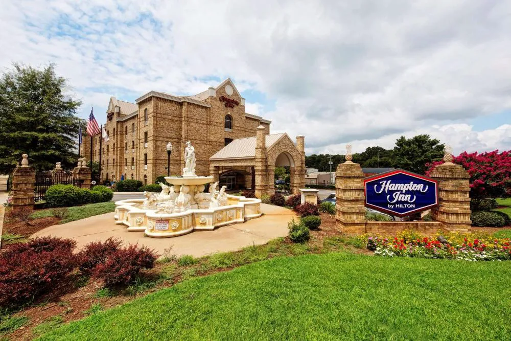 Hampton Inn Newberry-Opera House hotel hero