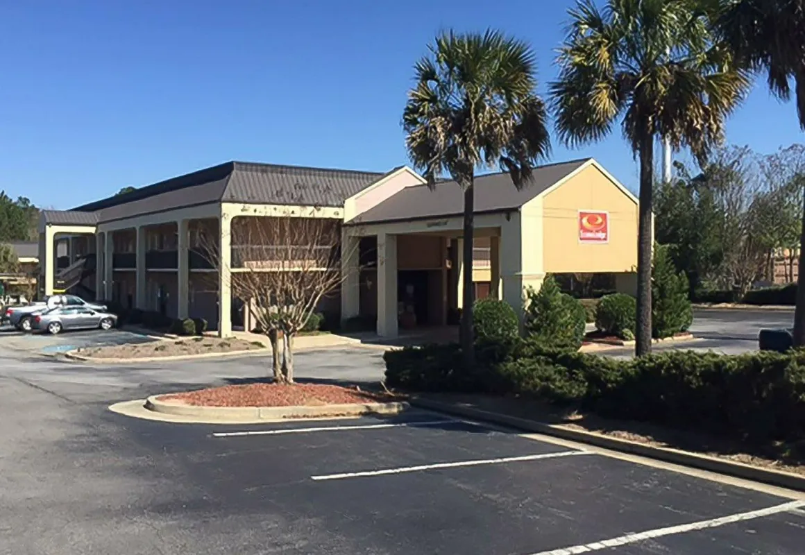 Econo Lodge Cordele hotel hero