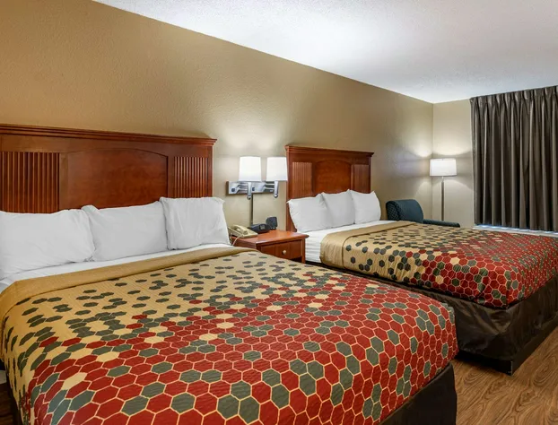 Econo Lodge Cordele hotel detail image 3