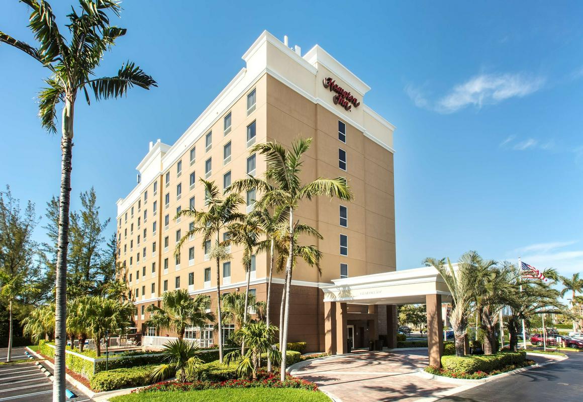 Hampton Inn by Hilton Hallandale Beach Aventura hotel hero