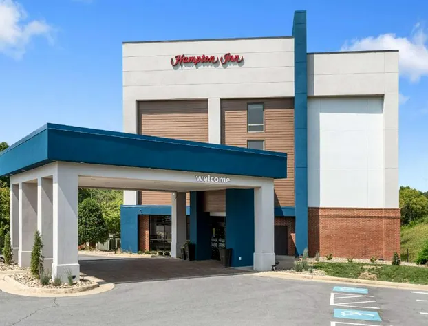 Hampton Inn Front Royal hotel detail image 3