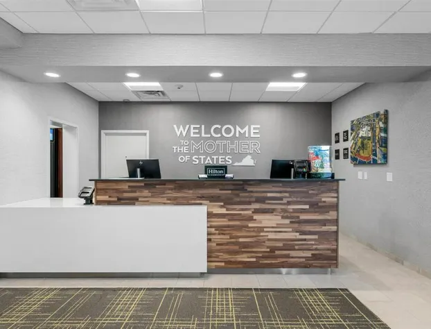 Hampton Inn Front Royal hotel detail image 3