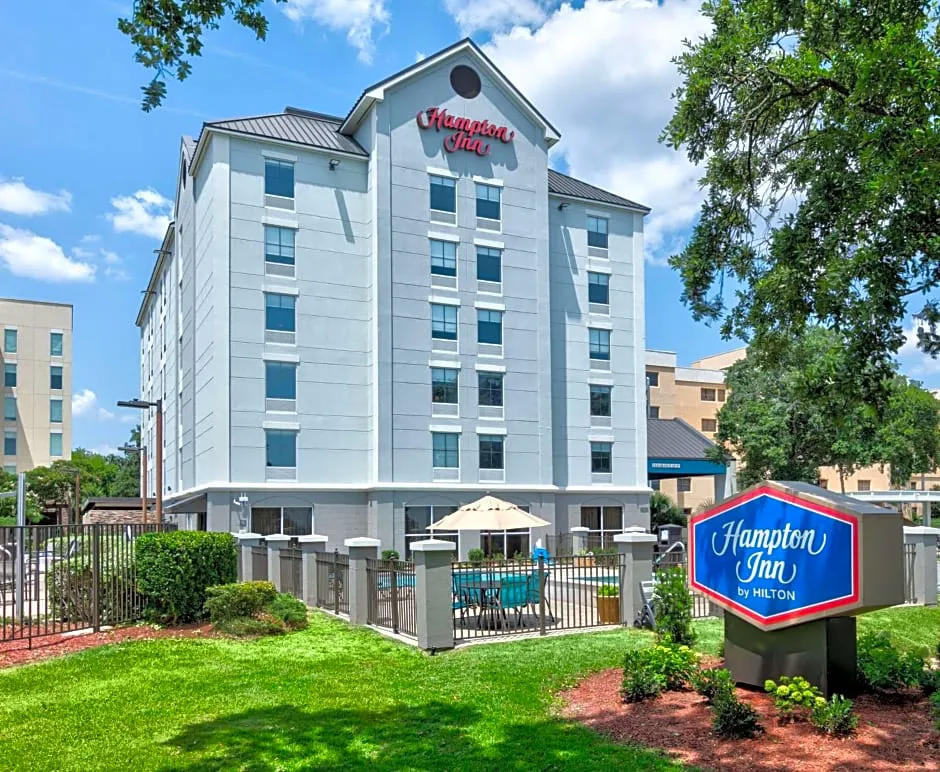 Hampton Inn Biloxi hotel hero