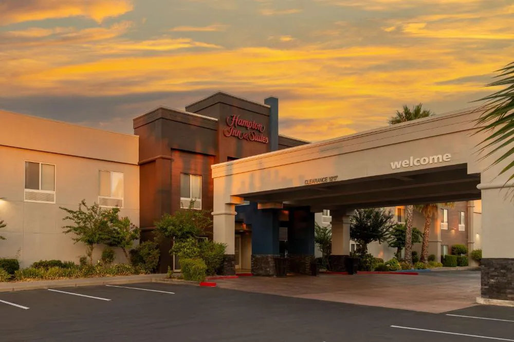 Hampton Inn & Suites Sacramento-Cal Expo hotel hero