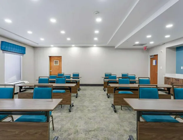 Hampton Inn Houston-Pearland hotel detail image 3