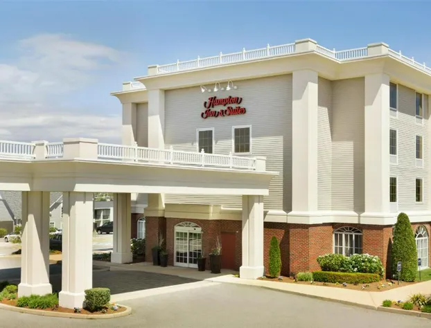 Hampton Inn & Suites Newport/Middletown hotel detail image 1