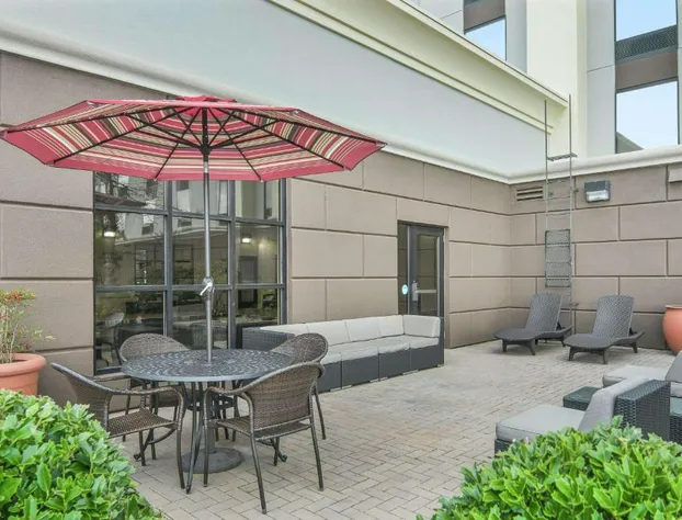 Hampton Inn & Suites Macon I-75 North hotel detail image 3
