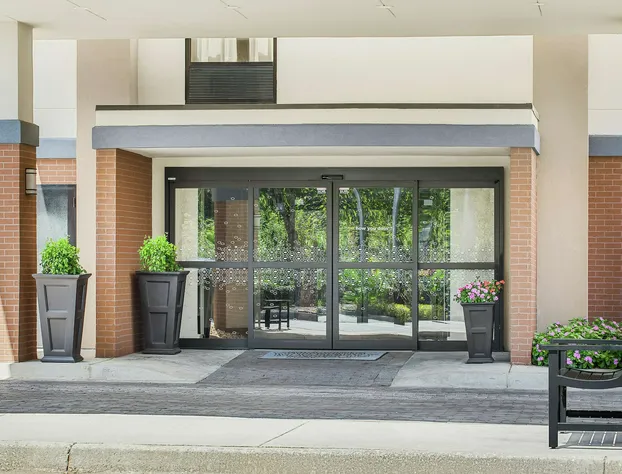 Hampton Inn Commerce hotel detail image 4