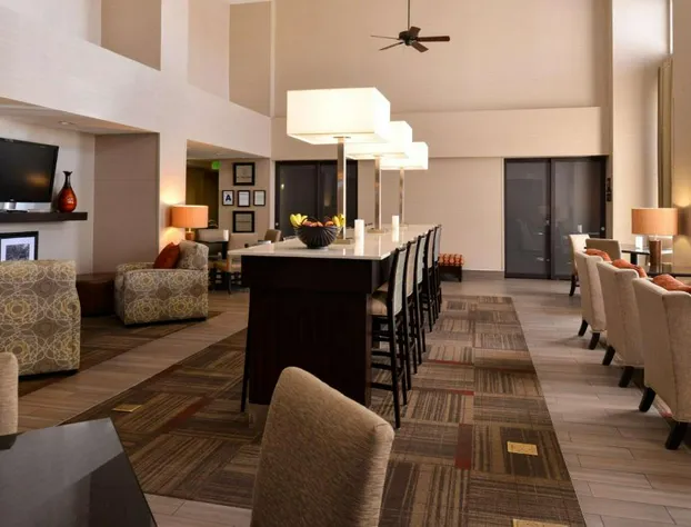 Hampton Inn & Suites Banning-Beaumont hotel detail image 3