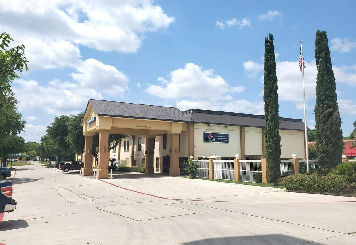 Coratel Inn & Suites by Jasper New Braunfels IH-35 EXT 189 hotel hero