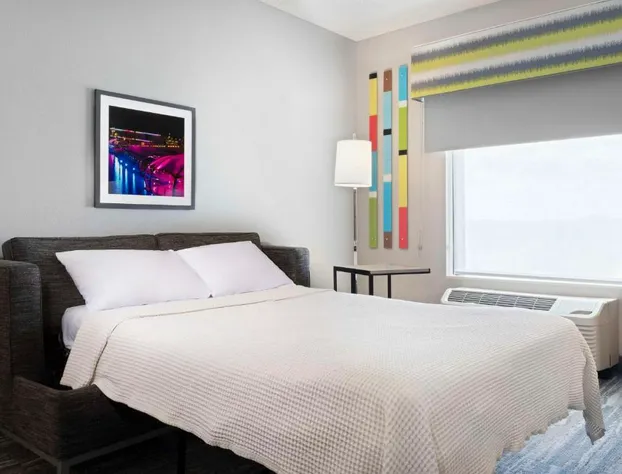 Hampton Inn & Suites Tampa East (Casino Area) hotel detail image 4