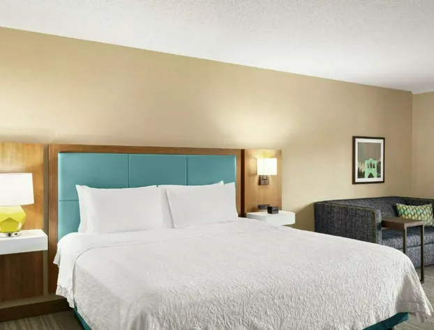 Hampton Inn Portland-Airport hotel detail image 3