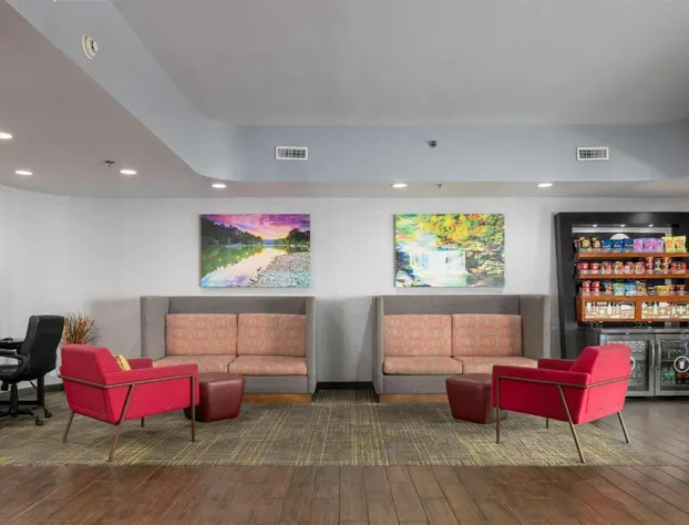 Hampton Inn Carrollton hotel detail image 2