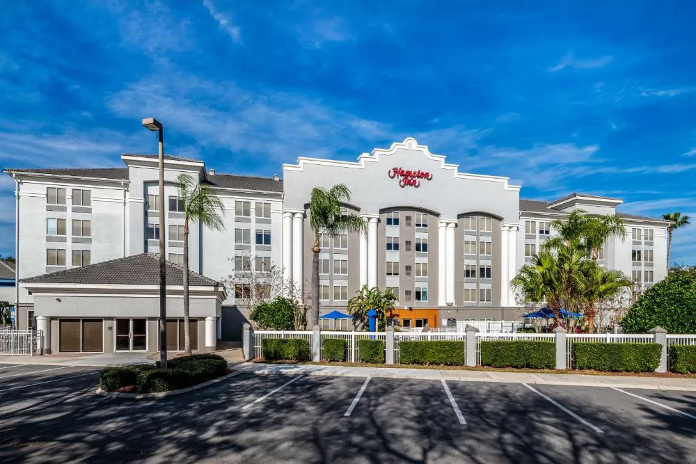 Hampton Inn Orlando/Lake Buena Vista hotel hero