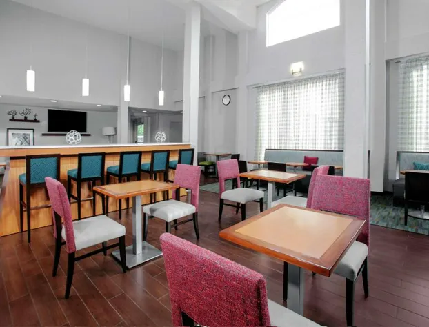 Hampton Inn Orlando/Lake Buena Vista hotel detail image 2