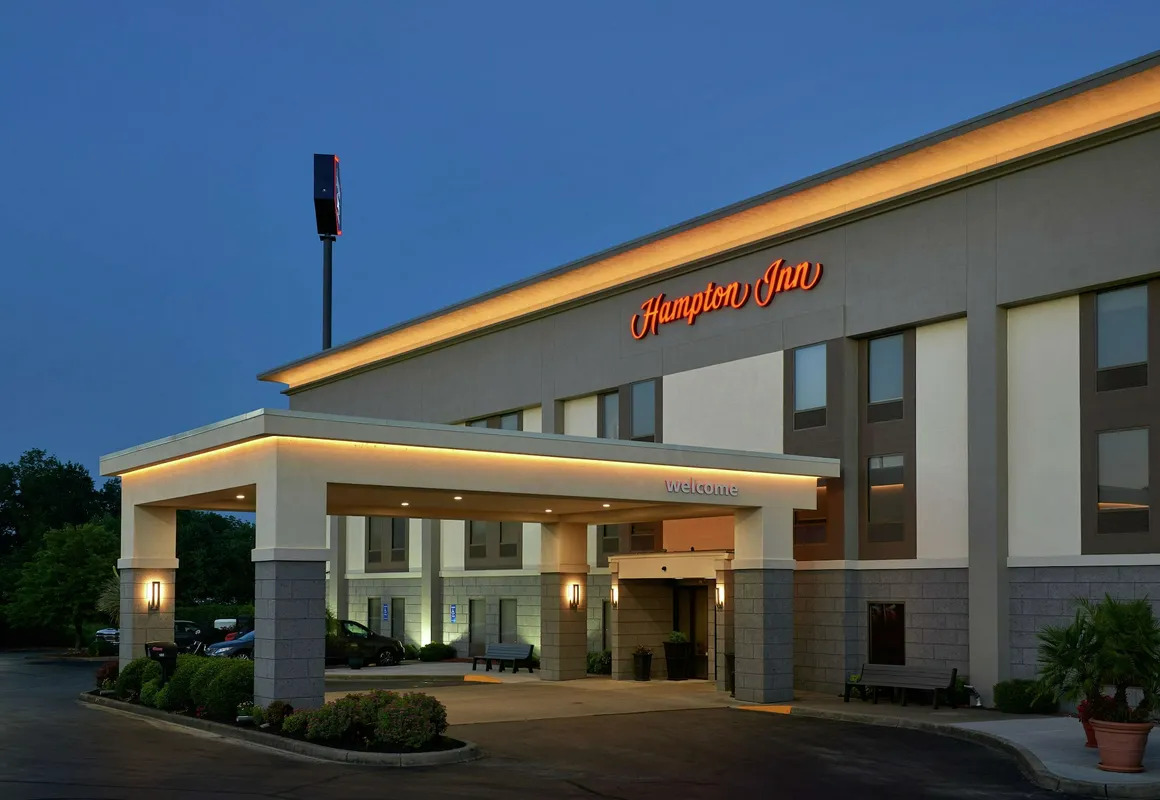 Hampton Inn Louisville I-65 @ Brooks Rd. hotel hero