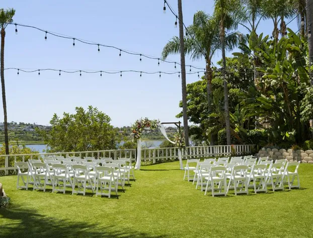 Newport Beach Marriott Bayview hotel detail image 4