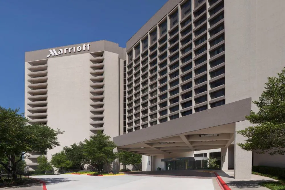 Dallas/Fort Worth Airport Marriott hotel hero