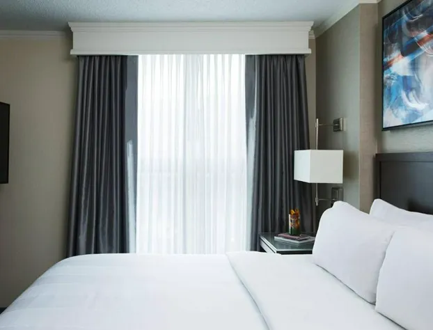 Chicago Marriott Suites O'Hare hotel detail image 4