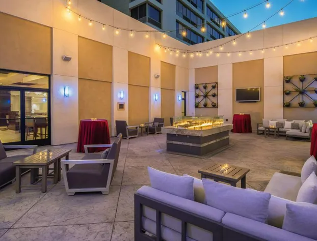 Fullerton Marriott at California State University hotel detail image 3