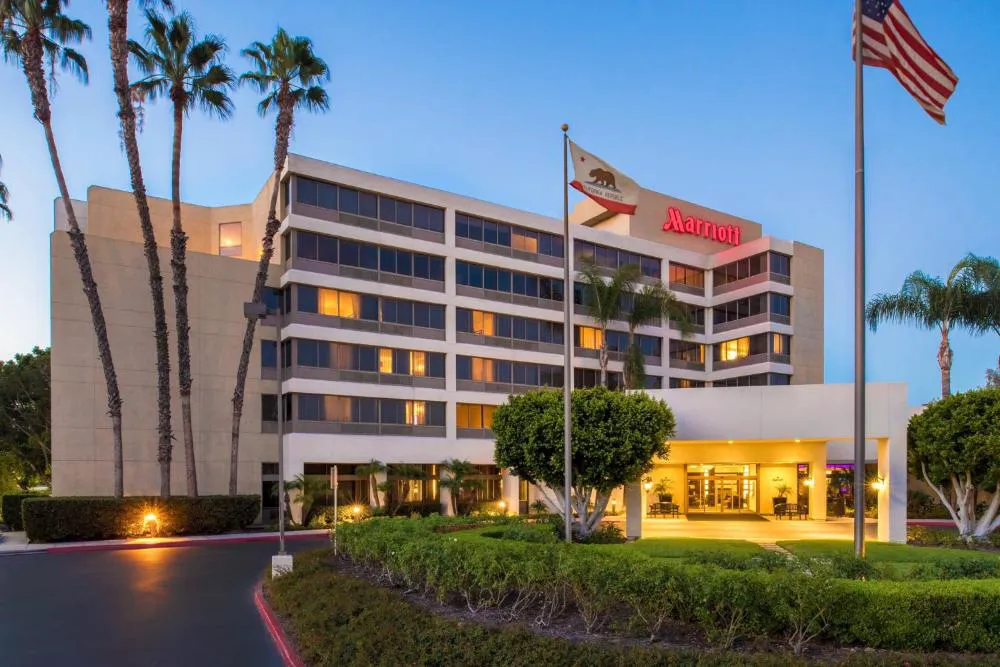 Fullerton Marriott at California State University hotel hero