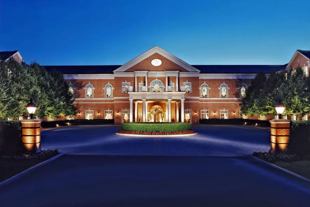 Westfields Marriott Washington Dulles hotel hero