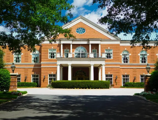 Westfields Marriott Washington Dulles hotel detail image 2