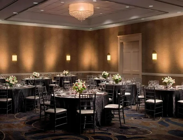 Westfields Marriott Washington Dulles hotel detail image 4