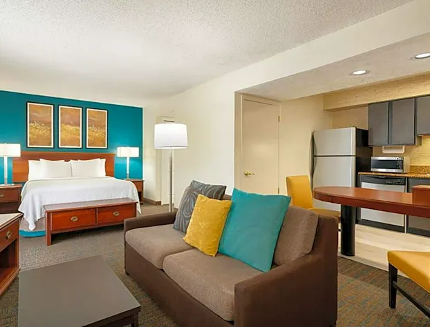 Hawthorn Suites by Wyndham Tinton Falls hotel detail image 2