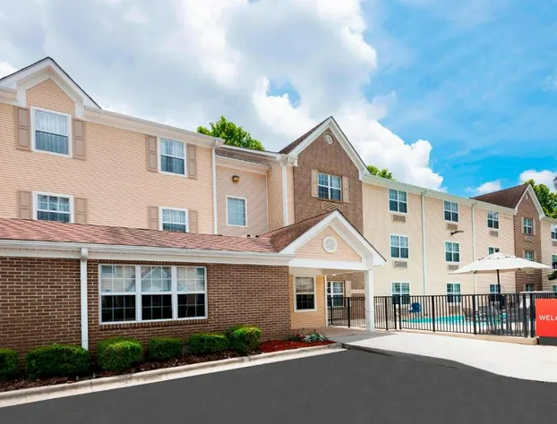 TownePlace Suites by Marriott Savannah Midtown hotel detail image 1