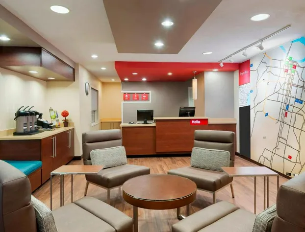 TownePlace Suites by Marriott Savannah Midtown hotel detail image 2