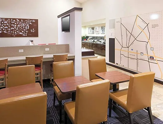 TownePlace Suites by Marriott San Antonio Airport hotel detail image 3