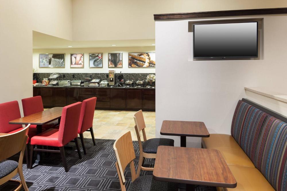 TownePlace Suites by Marriott San Antonio Airport hotel hero