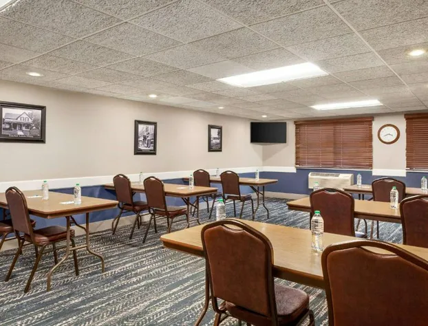 AmericInn by Wyndham Sauk Centre hotel detail image 3