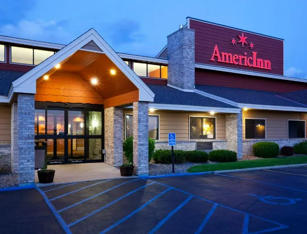 AmericInn by Wyndham Fergus Falls - Conference Center hotel detail image 2