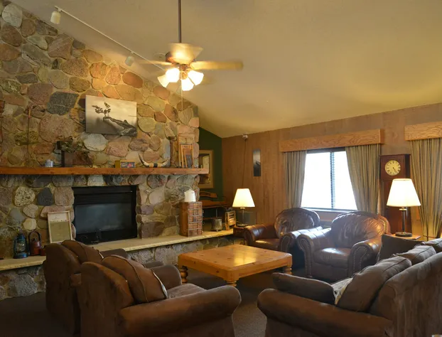 Baymont by Wyndham Kasson Rochester Area hotel detail image 2