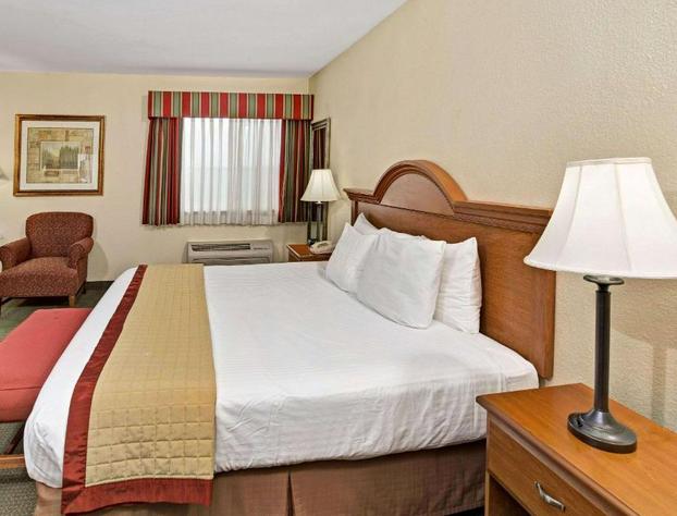Baymont by Wyndham Indianapolis hotel detail image 3