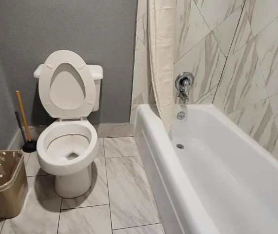 Americas Best Value Inn AT&T Center hotel detail image 4