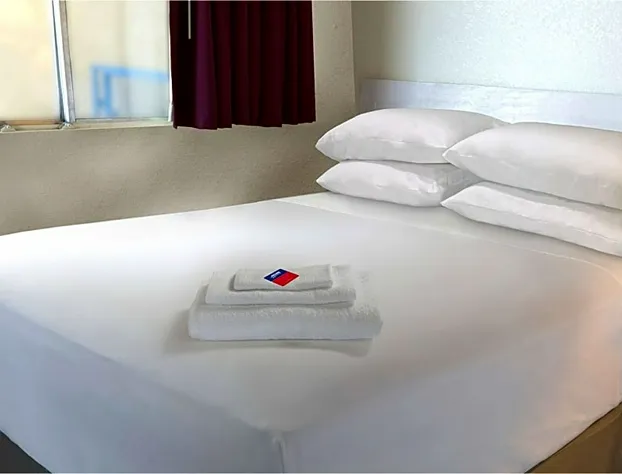 Americas Best Value Inn West Memphis hotel detail image 1