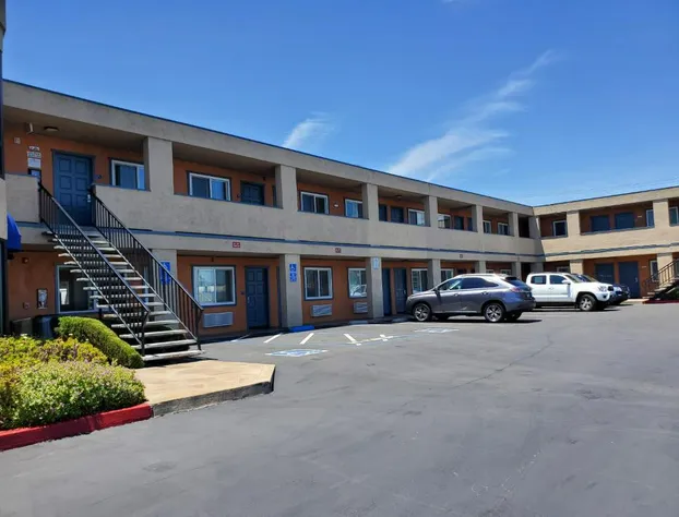 Good Living Inn hotel detail image 1