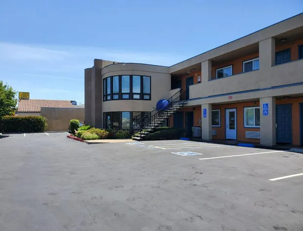 Good Living Inn hotel detail image 2