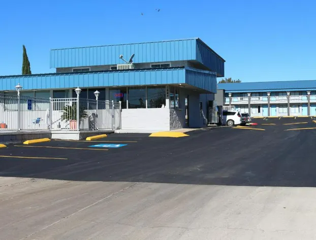 LoneStar Inn hotel detail image 2