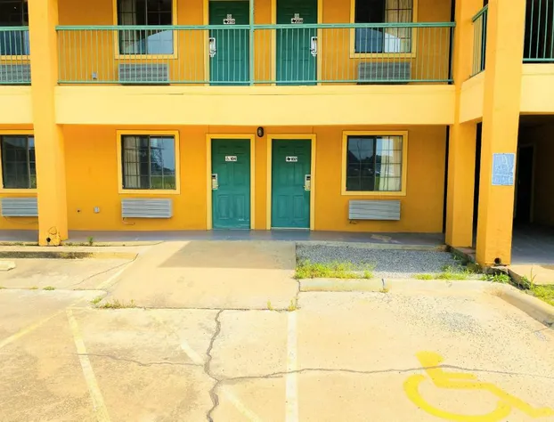 Pine Point Inn & Suites hotel detail image 1