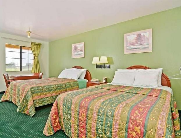 Pine Point Inn & Suites hotel detail image 3