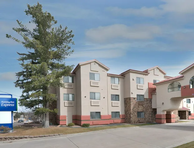 Holiday Inn Express Show Low by IHG hotel detail image 3