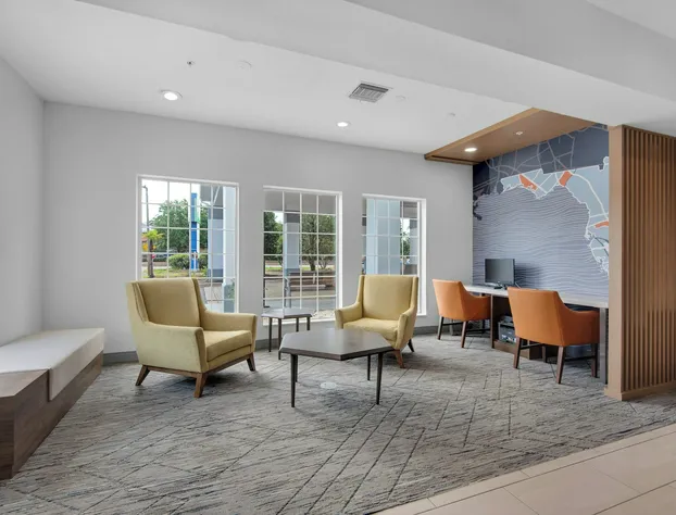 Holiday Inn Express Destin E - Commons Mall area by IHG hotel detail image 2