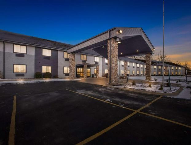 SureStay Plus by Best Western Fremont I-69 hotel detail image 2