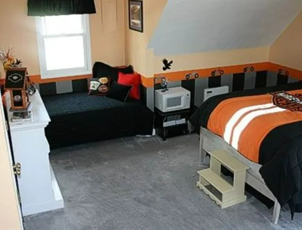 at the Waters Edge Bed & Breakfast hotel detail image 2